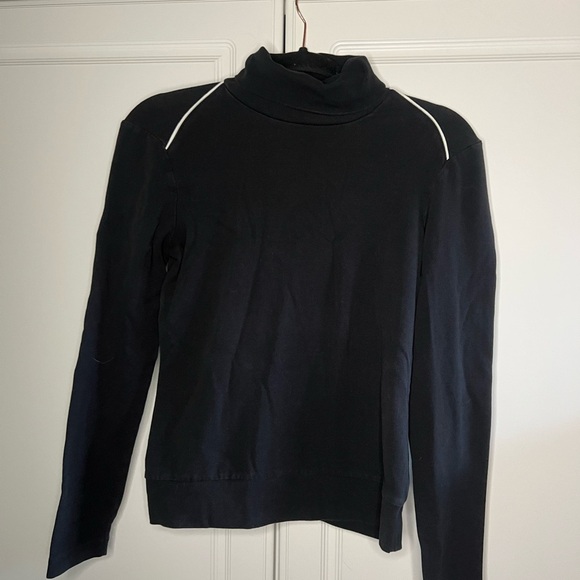 Y2K Gap Turtleneck Long Sleeve - Picture 2 of 7